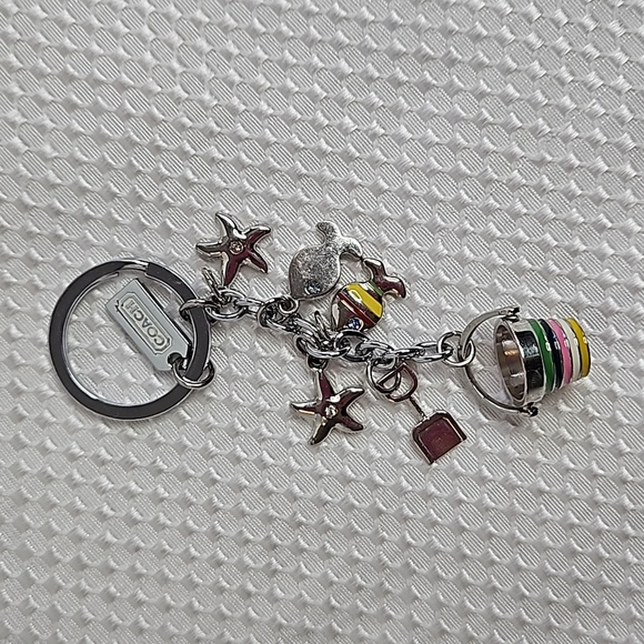 COACH VINTAGE PAVE FISH /STARFISH /BUCKET KEYCHAIN #92097 - Picture 1 of 7